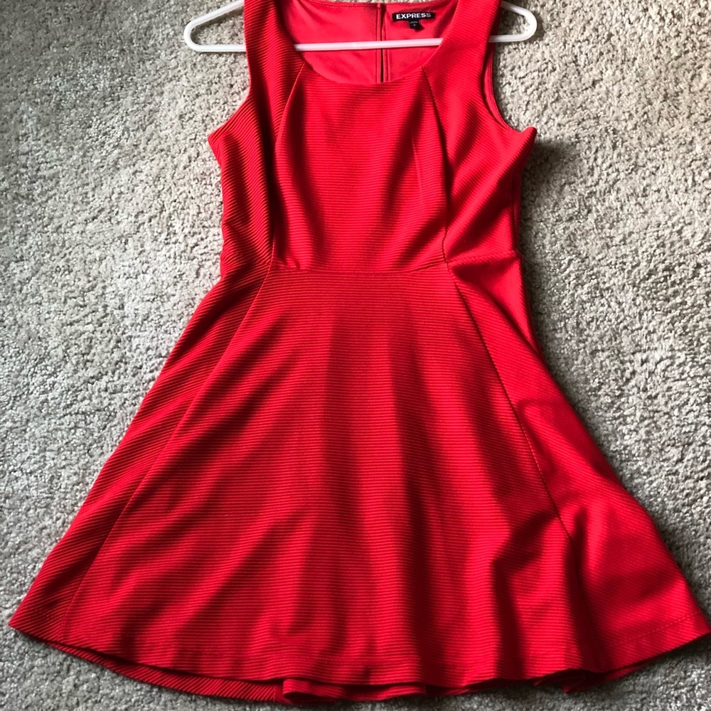 Red ribbed fit & flare dress - S